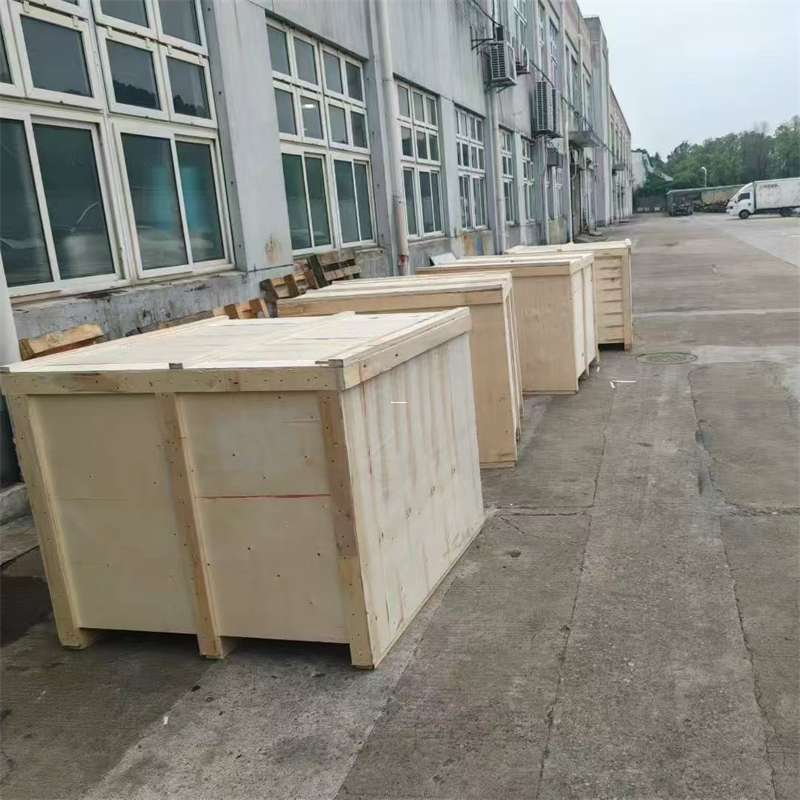 冯坡镇尼勒克县：物流专线的高效货运之旅
